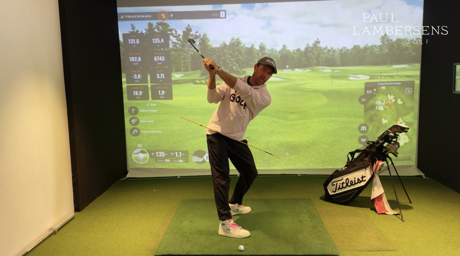 Comment garder le bras gauche tendu au golf Paul Lambersens Cours de golf